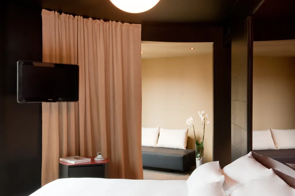JUNIOR SUITE STANDARD Room, Axel Hotel Berlin, Berlin