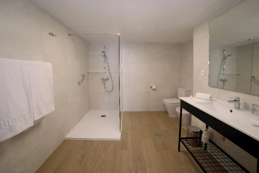 APARTMENT ONE BEDROOM Room, PYR Fuengirola, Costa Del Sol