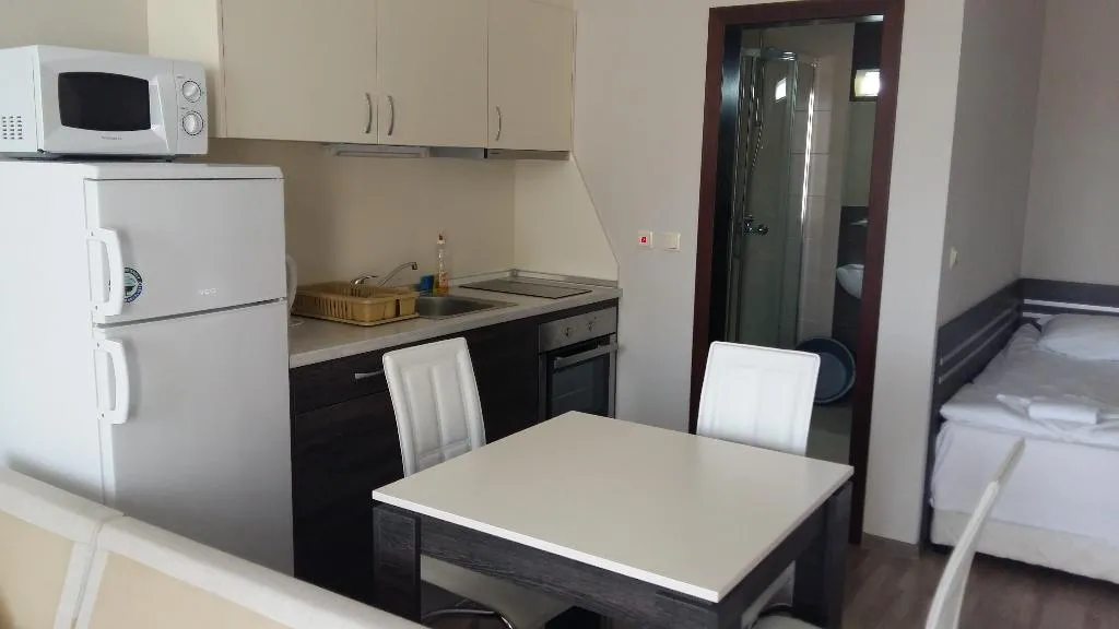STUDIO SUPERIOR Room, Sorrento Sole Mare, Bourgas