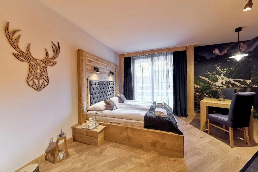Room, ApartHotel Giewont, Krakow