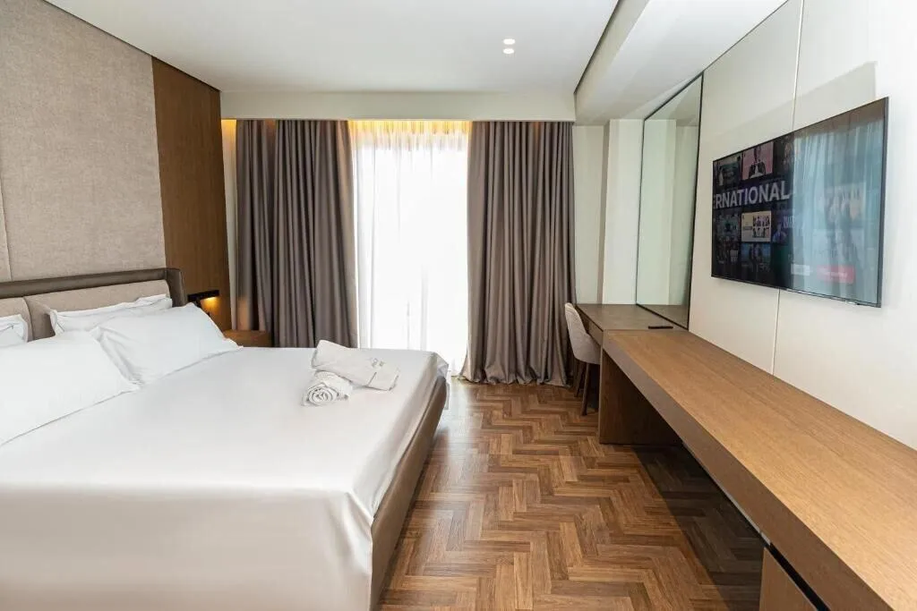Room, Mazarine Hotel, Kavaje