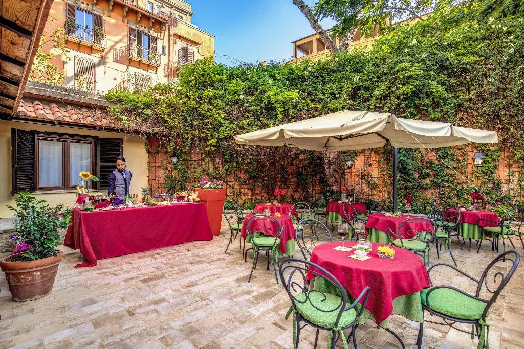 Bar, Rome Garden, Rome