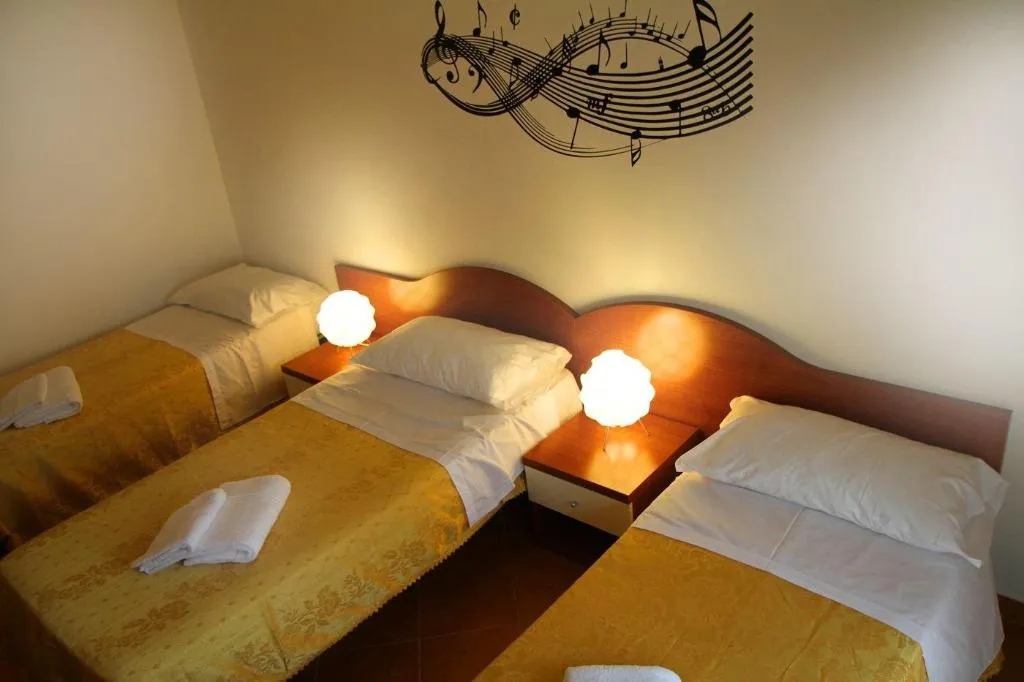 Room, Music Hotel, Milan