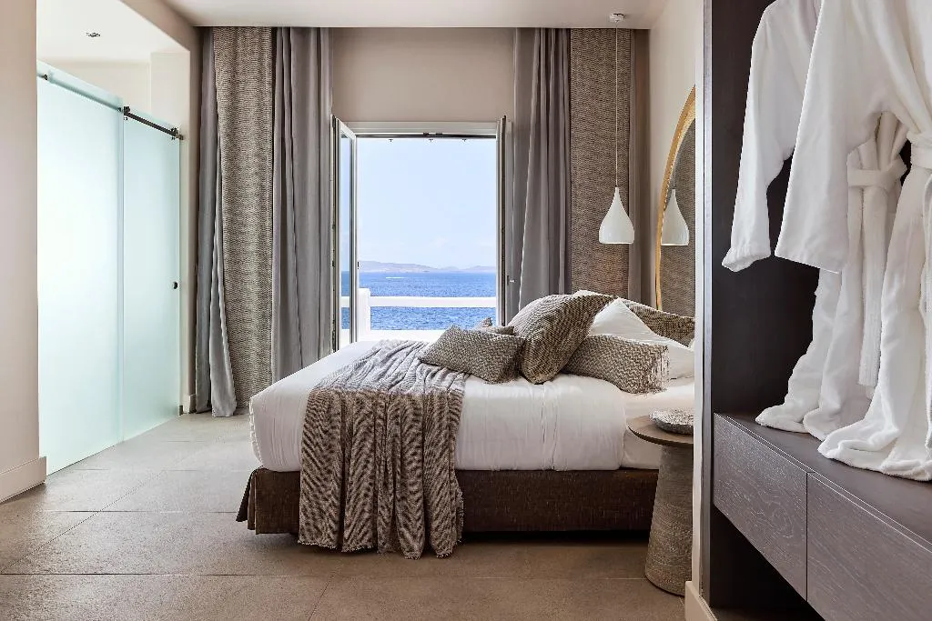 SUITE DELUXE SEA VIEW Room, Amazon Mykonos Resort & Spa, Mykonos