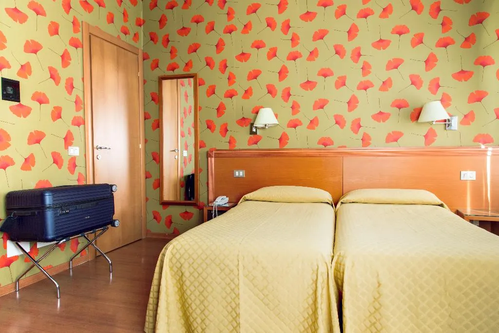 QUADRUPLE STANDARD Room, Eco Hotel Milano & Bioriso Restaurant, Milan