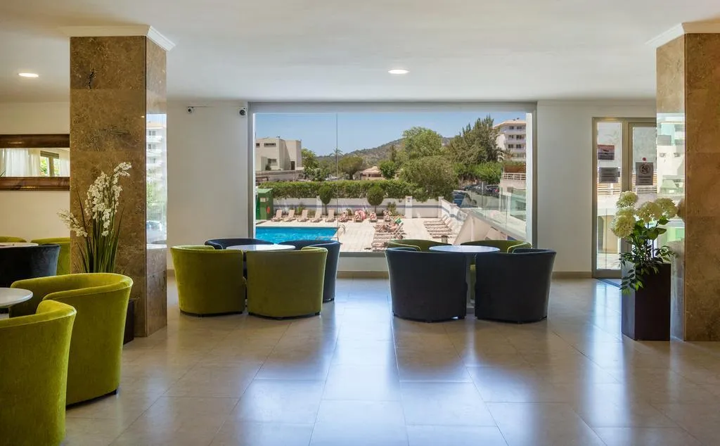 Lobby, Apartamentos Sol y Vera, Majorca