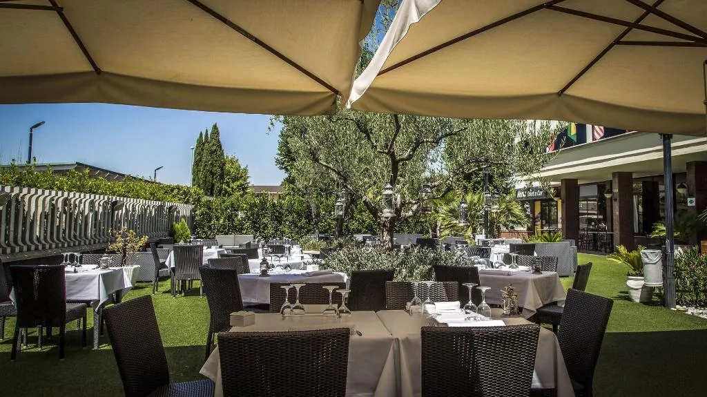 Sports and Entertainment, Hotel Cristallo Relais Sure Hotel Collection by Be, Rome