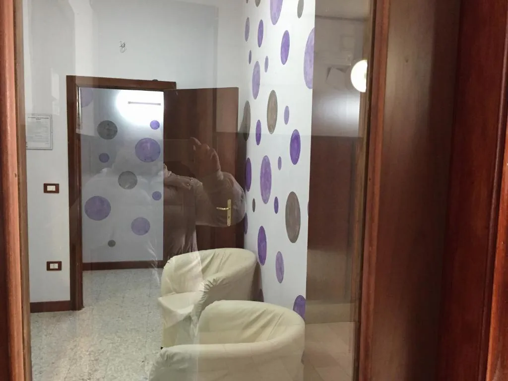 Lobby, B&B Napoli Stazione, Naples