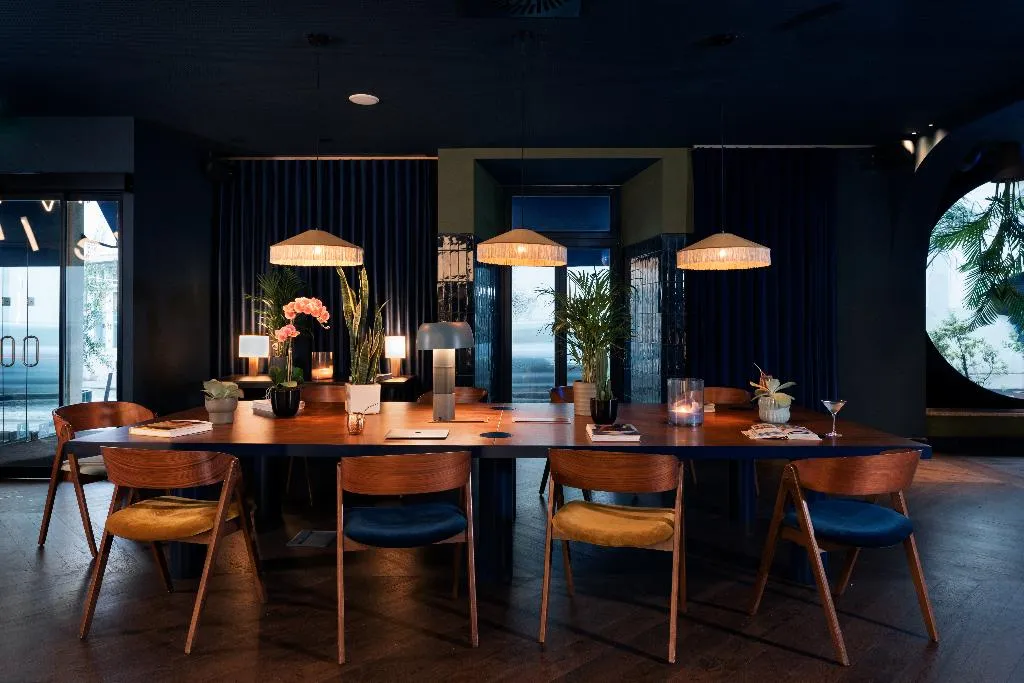 Restaurant, Chic & Basic Gravity, Porto