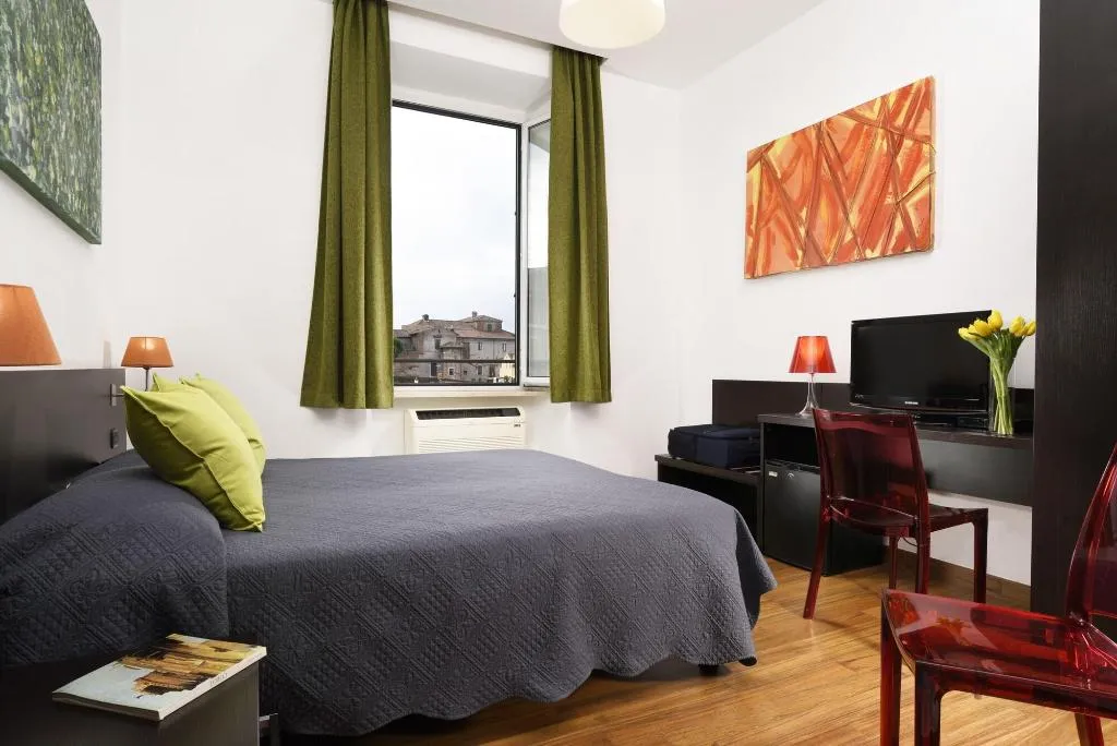 Room, Colosseo Panorama, Naples