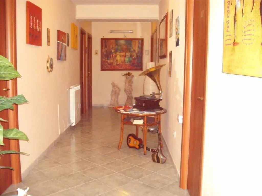 Lobby, Alloggio del Conte, Naples