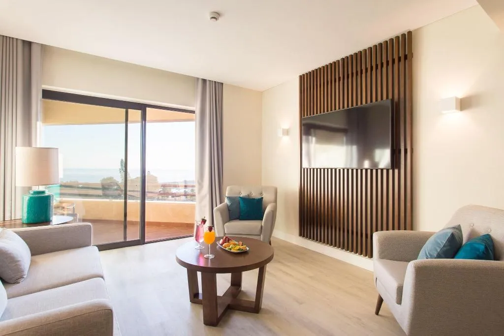 Room, Four Points By Sheraton Sesimbra, Lisbon