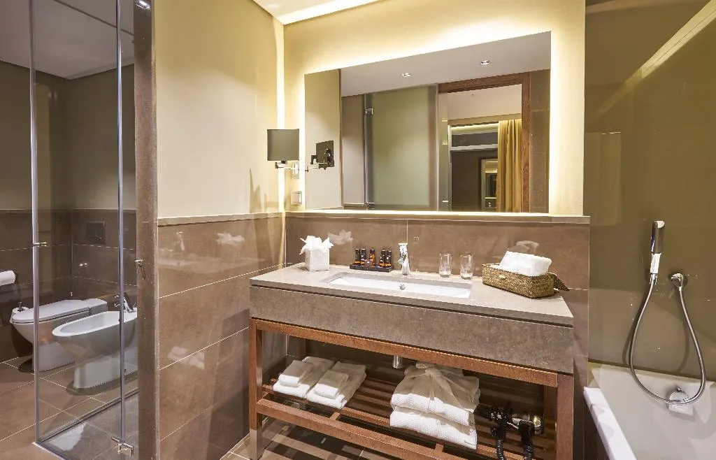 JUNIOR SUITE CLASSIC Room, PortoBay Liberdade, Lisbon