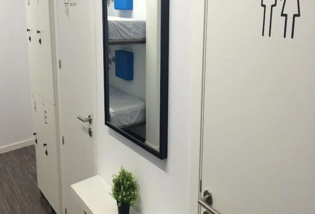 Room CAPACITY 6 ONE BEDROOM Room, Chameleon Hostel Alicante, Costa Blanca