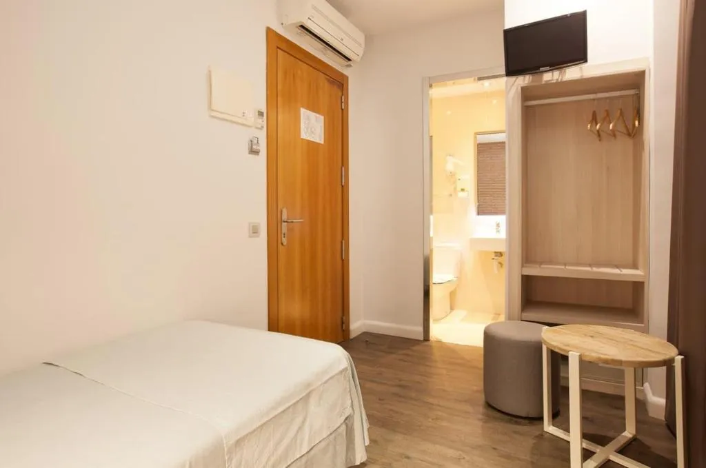 Room, Hostal Fernando, Barcelona