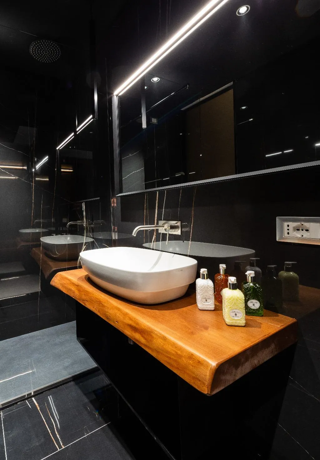 SINGLE BUSINESS Room, The Corner Duomo Hotel, Naples