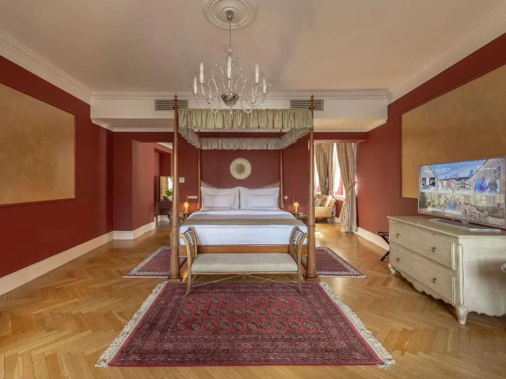 SUITE EXECUTIVE KING BED Room, The Mozart Prague, Prague