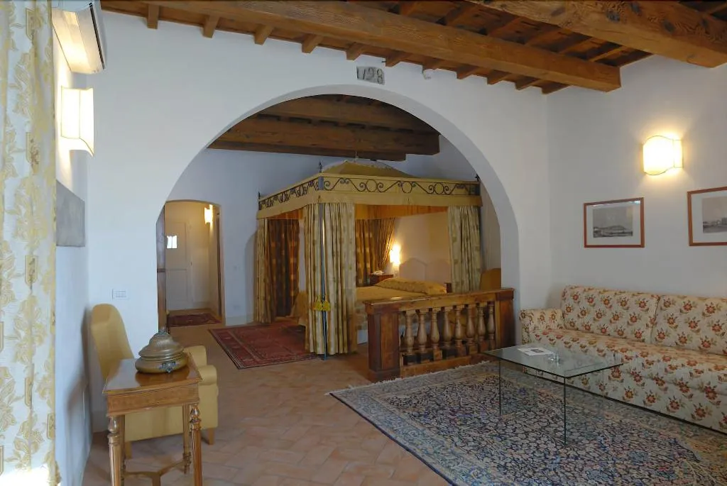 Room, Villa Le Piazzole, Florence