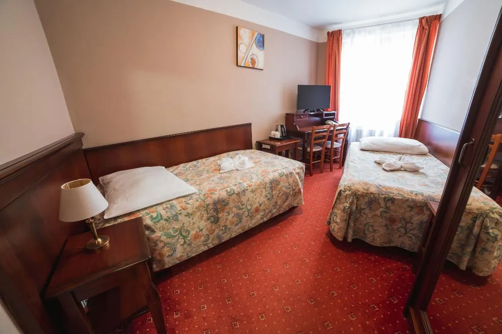 Double or Twin STANDARD Room, Dalimil, Prague