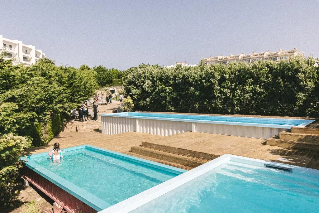 Pool, You and the sea, Lisbon