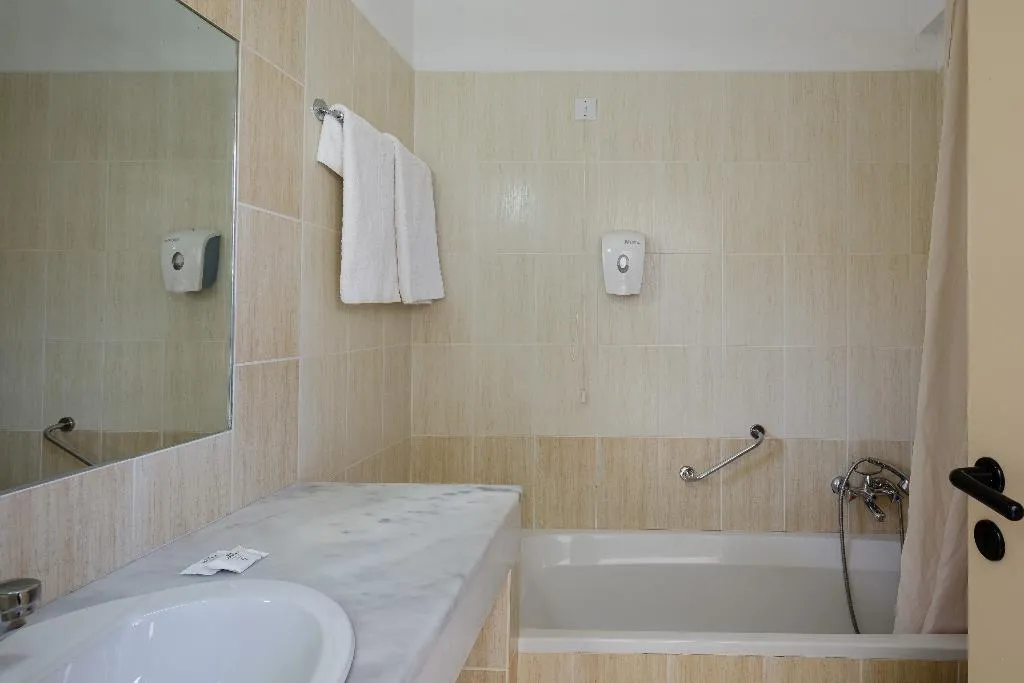 Double or Twin STANDARD Room, Rethymno Village, Crete