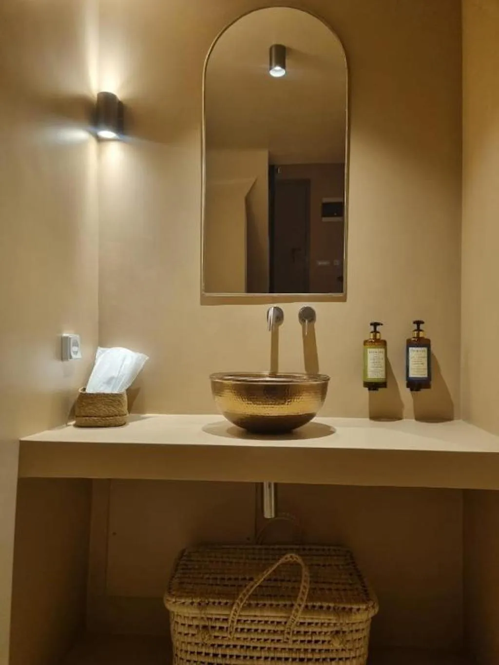 SUITE CAPACITY 3 Room, Terra Verde Oia By K&k, Santorini
