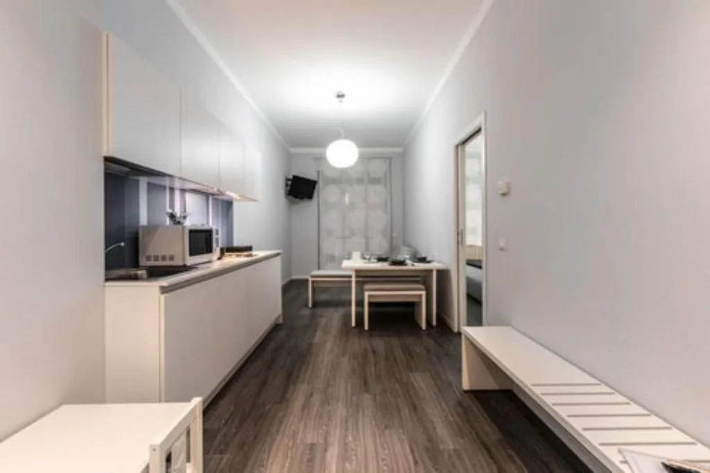 Room, Studio Inn De Angeli, Milan