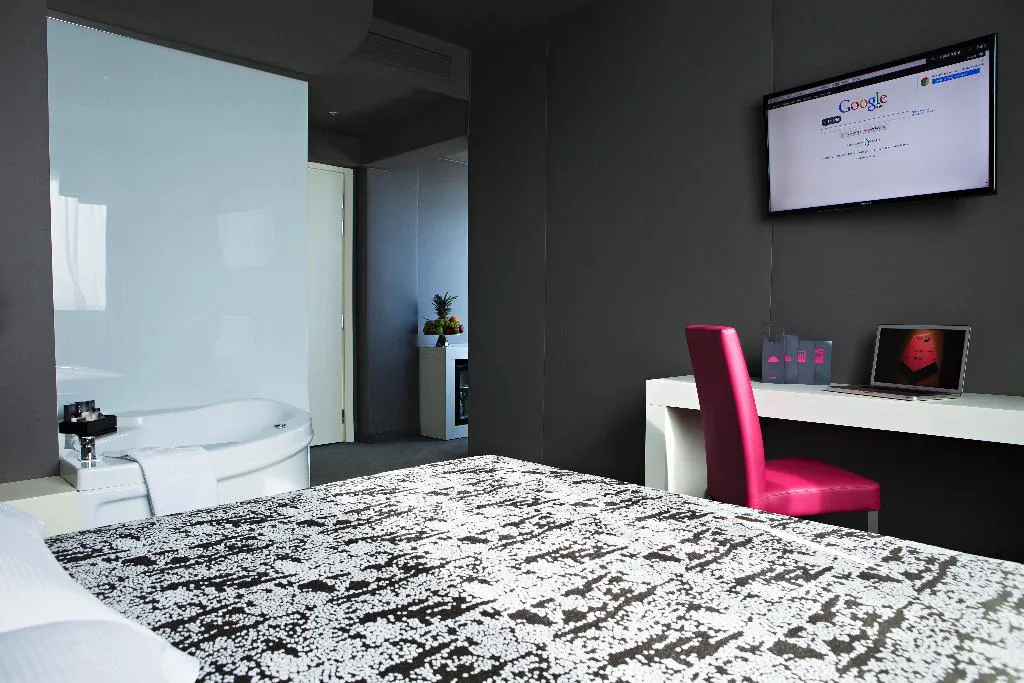 JUNIOR SUITE STANDARD Room, Moderno Hotel Roma, Rome