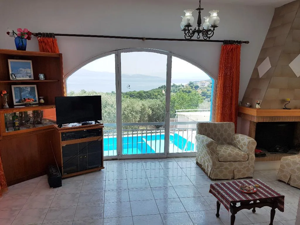 VILLA WITH PRIVATE POOL Room, Villa Konaki, Athens