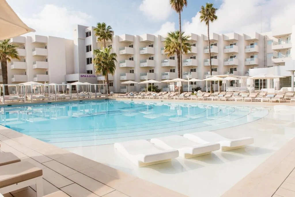 Pool, Hotel Garbi Ibiza & Spa, Ibiza