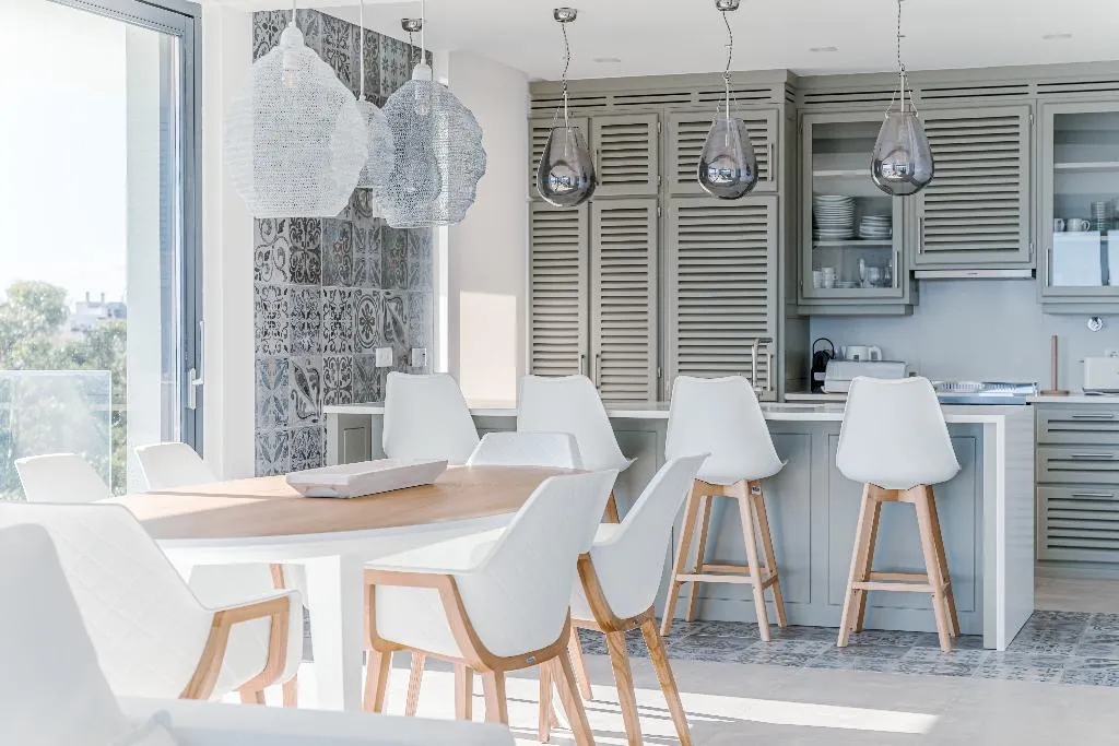 DOUBLE CAPACITY 5 Room, Shantiapartments Portimão, Algarve