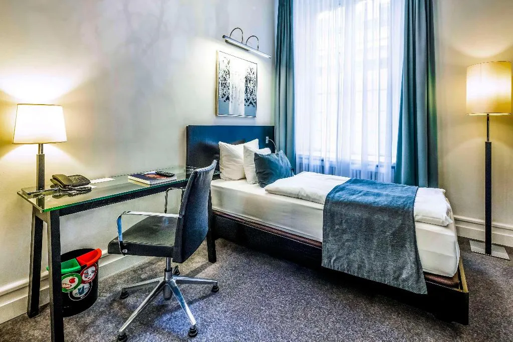 SINGLE STANDARD Room, Scandic Palace Copenhagen, Copenhagen