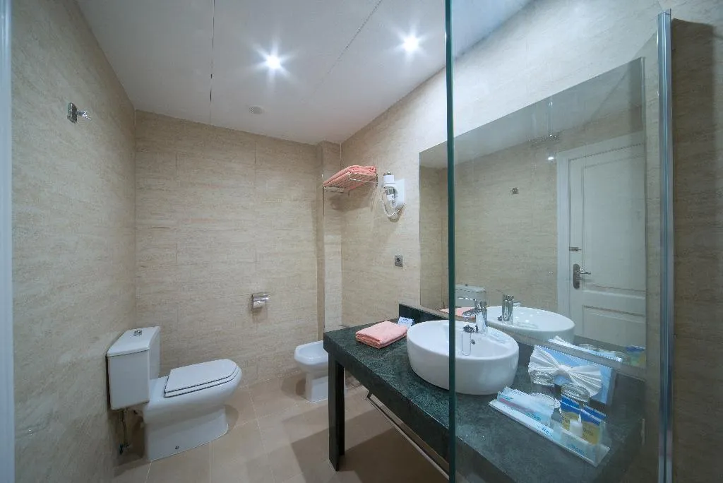Double or Twin COMFORT Room, Playacapricho, Costa Almeria