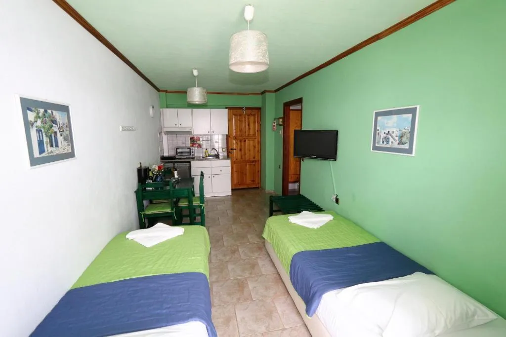 APARTMENT ONE BEDROOM Room, Aris Studios, Crete