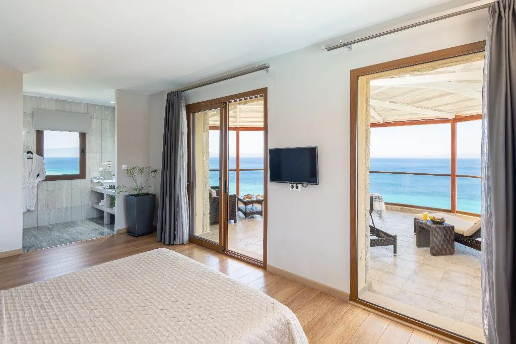 JUNIOR SUITE DELUXE SEA VIEW Room, Blue Bay Halkidiki - Adults Only, Halkidiki
