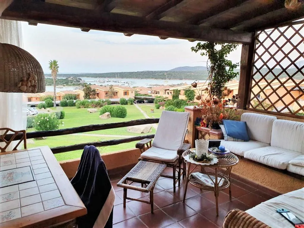 APARTMENT CAPACITY 6 TWO BEDROOMS Room, Villaggio Marineledda, Olbia