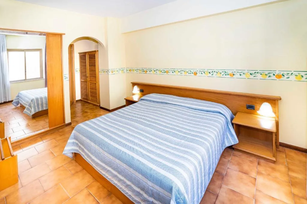 DOUBLE ECONOMY Room, Hotel San Pietro Beach - Letojanni, Catania