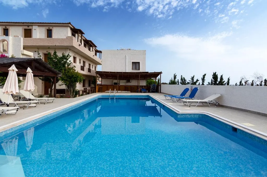 Pool, Eleonora Anissaras, Crete