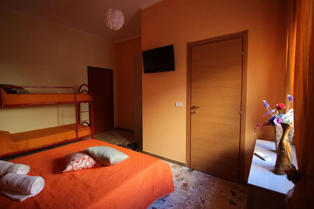 Room, b&b Vistamare, Catania