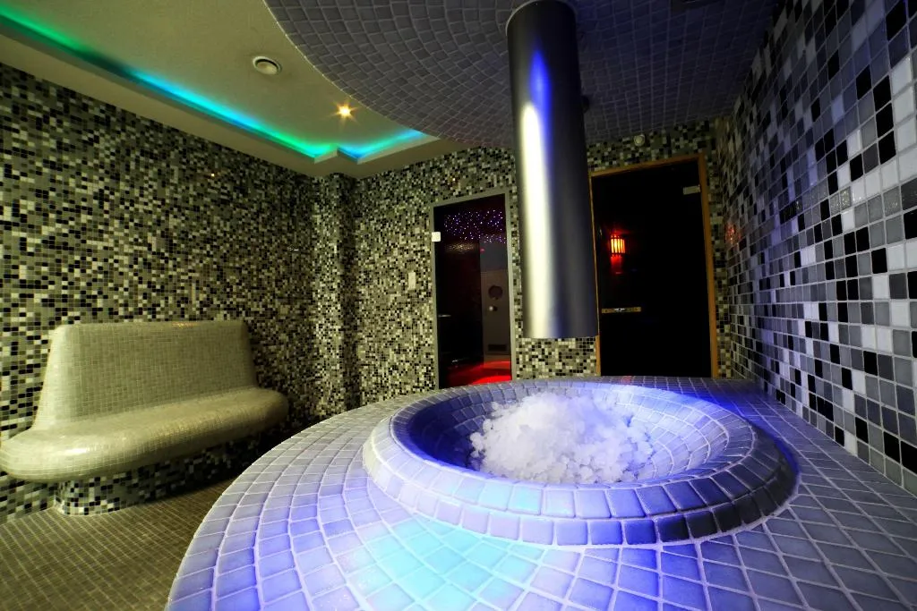 Sports and Entertainment, Golden Tulip Gdansk Residence, Gdansk