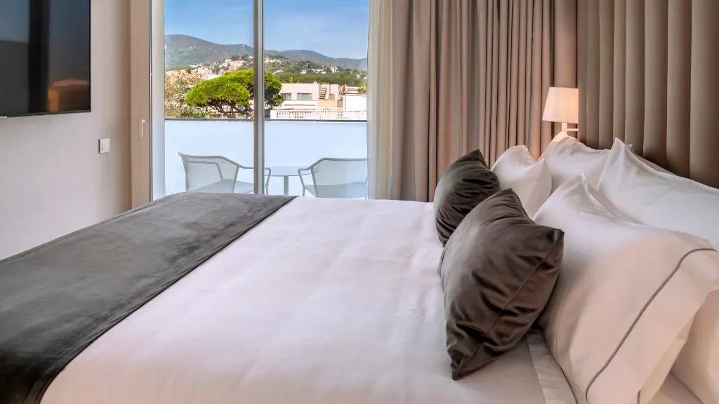 DOUBLE SINGLE USE EXECUTIVE Room, Playafels, Barcelona