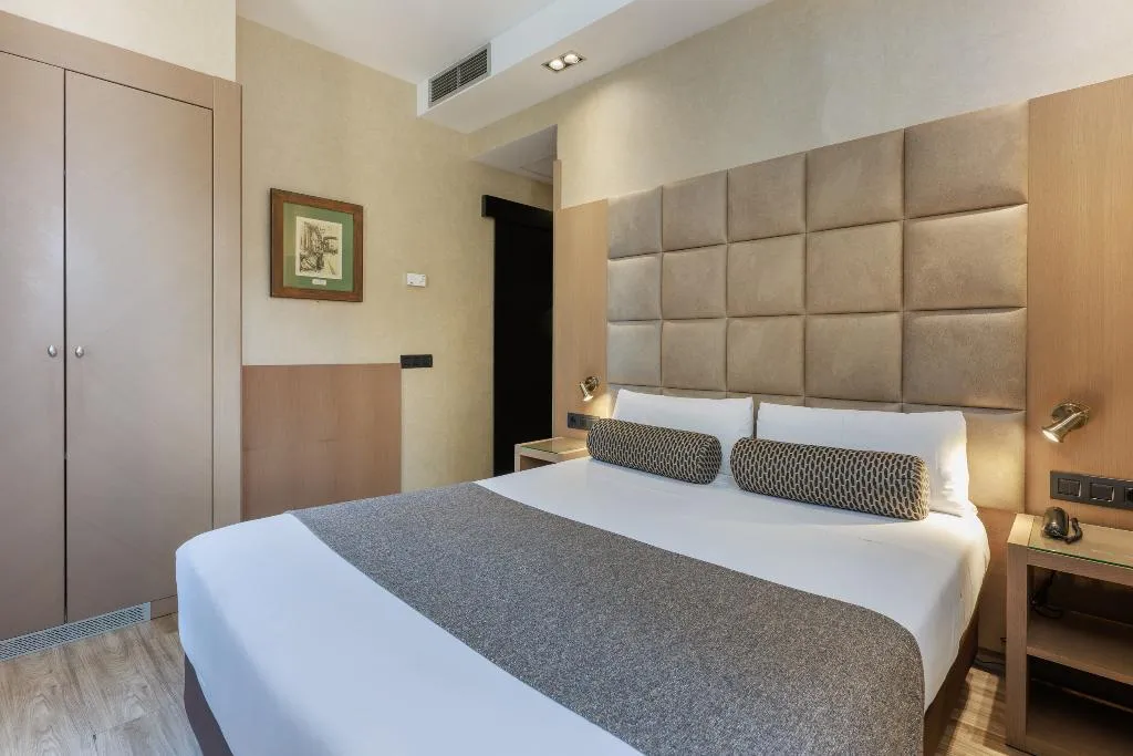 DOUBLE SINGLE USE STANDARD Room, Suizo, Barcelona