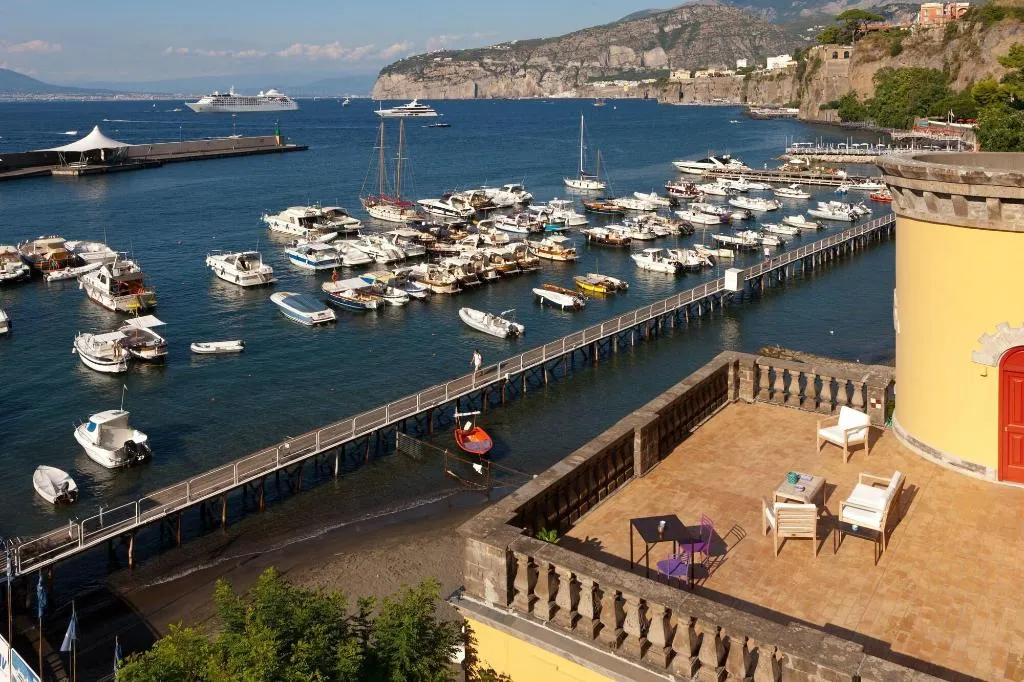 Terrace, Marina Piccola 73, Naples