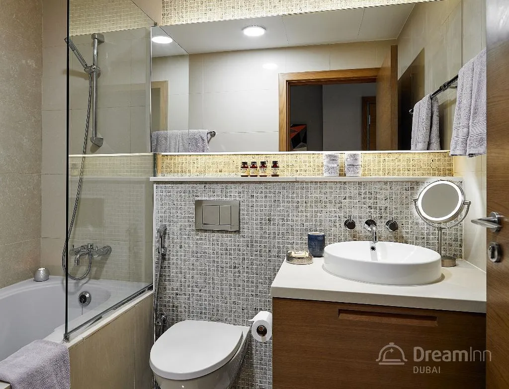 STUDIO STANDARD Room, Dream Inn Dubai - Claren Downtown, Dubai