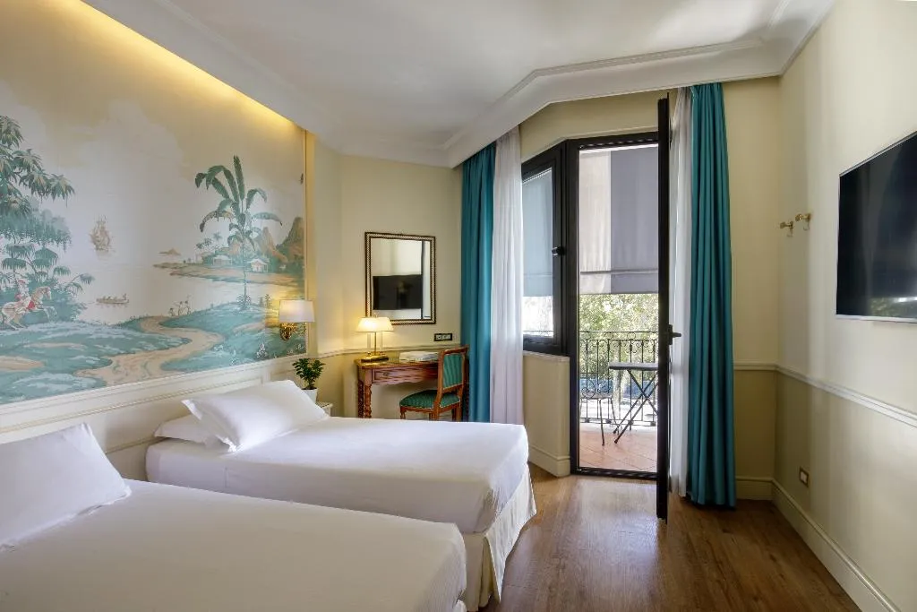 Room, Donna Laura Palace, Rome