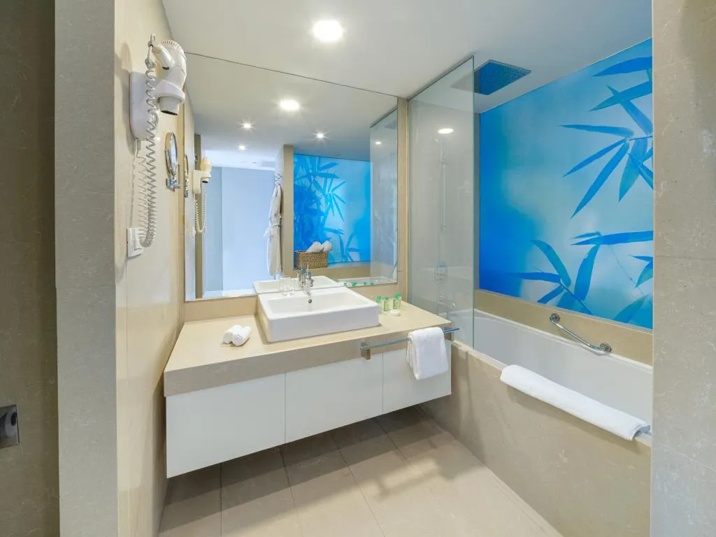 DOUBLE CLASSIC Room, Rixos Premium Dubrovnik, Dubrovnik