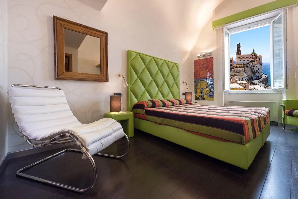 DOUBLE CLASSIC Room, Palazzo Ferraioli, Naples