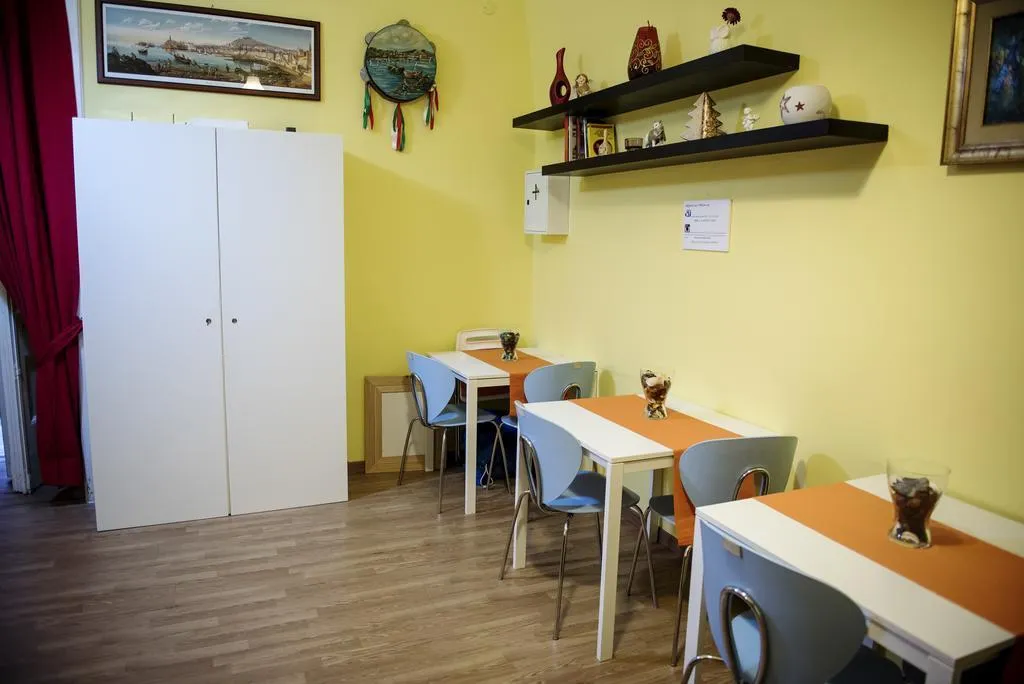 Bar, Le 4 Stagioni, Naples