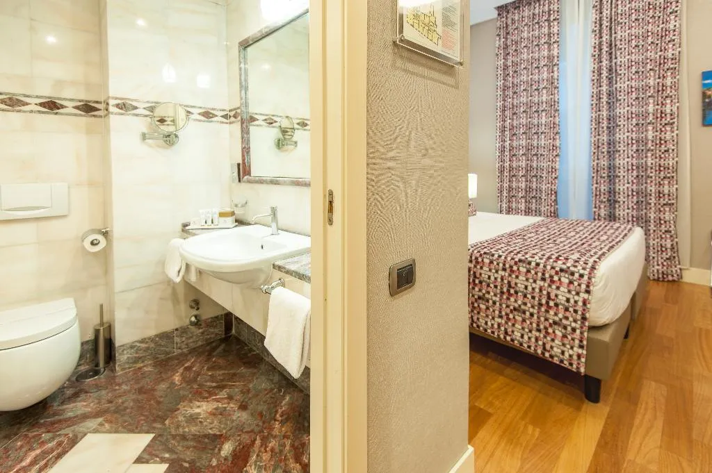 TRIPLE STANDARD Room, Delle Nazioni, Rome