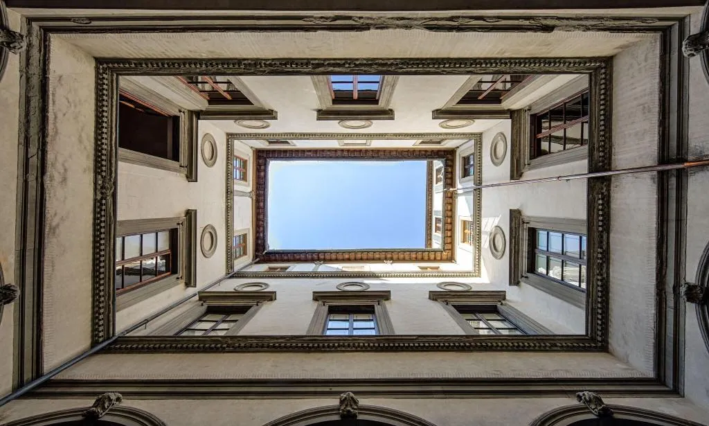Lobby, Palazzo Roselli Cecconi, Florence